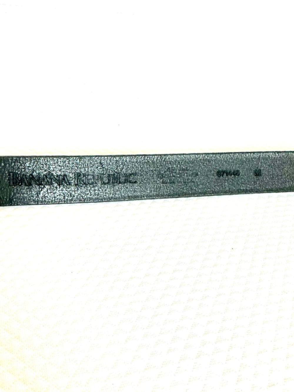 Banana Republic Black Leather Belt with Silver Pop in Buckle EUC 1 inch wide - Picture 7 of 7